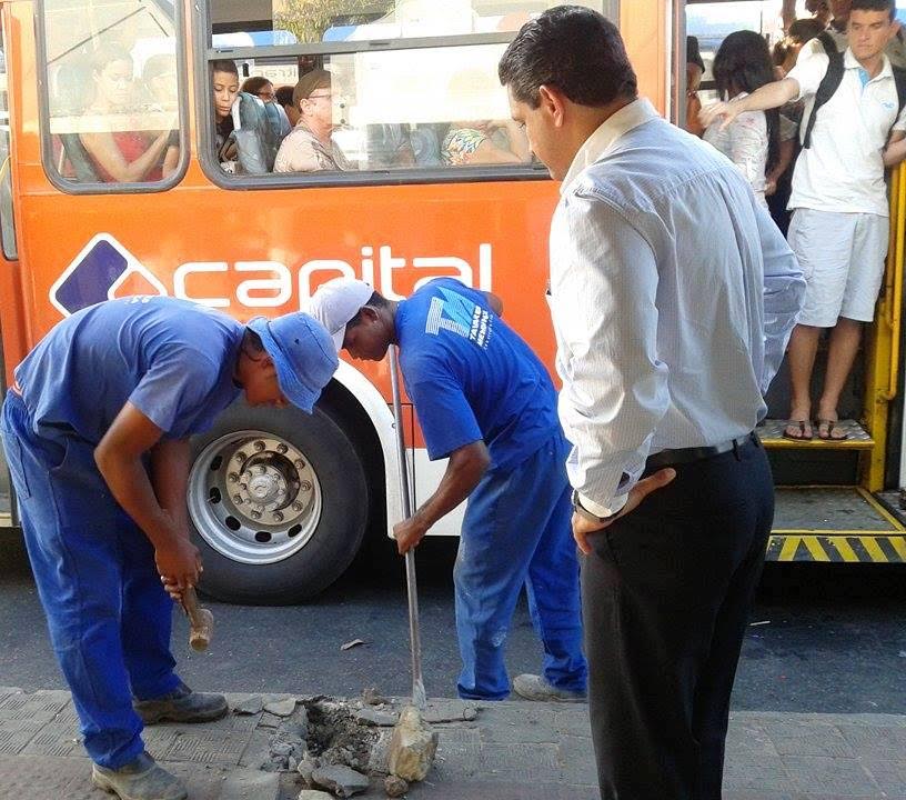 PMA trabalha para solucionar problema de falta de energia no Terminal do DIA - SMTT Aracaju